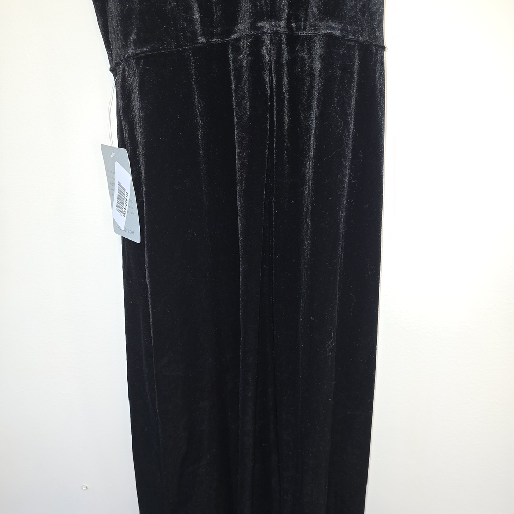 Chic Black Halter Maxi Dress - Picture 8 of 13